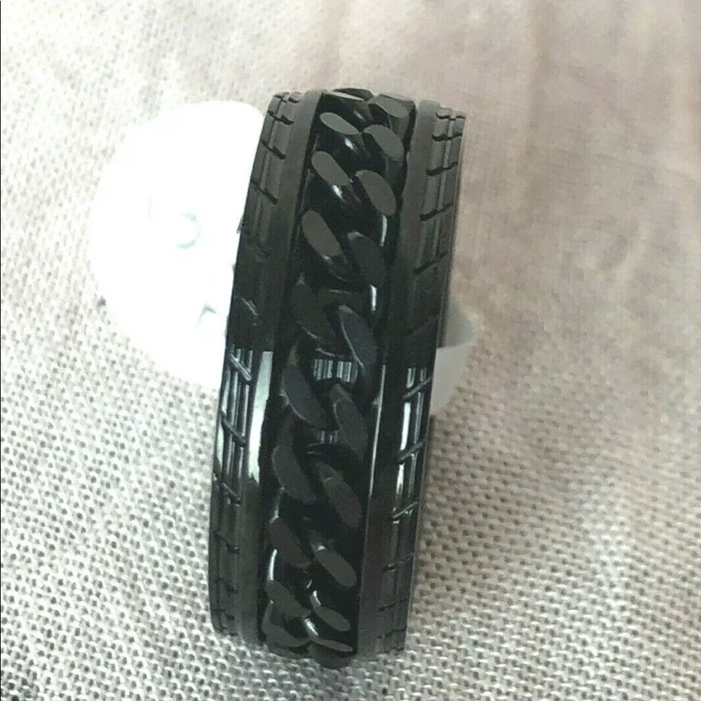 New Men's Ring Stainless Steel Black Grooved Edge Spinner Band Size 9